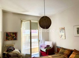 Vendita Appartamento Firenze. Quadrilocale, Buono stato, secondo piano, con balcone, riscaldamento c, Italia, Firenze