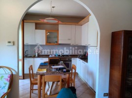 Vendita Appartamento in via Pisana 729. Firenze. Buono stato, primo piano, posto auto, con terrazza,, Italia, Firenze