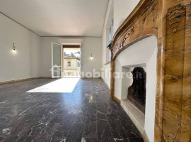 Vendita Appartamento in via Cardinale Guglielmo Massaia. Firenze. Ottimo stato, piano terra, con ter, Italia, Firenze