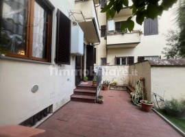 Vendita Appartamento Firenze. Quadrilocale in via Giovanni Sercambi. Ottimo stato, piano rialzato, r, Italia, Firenze