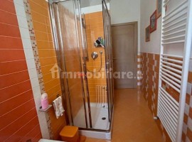 Vendita Appartamento Firenze. Quadrilocale in via Giovanni Sercambi. Ottimo stato, piano rialzato, r, Italia, Firenze