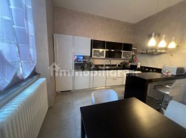 Vendita Appartamento Firenze. Quadrilocale in via Giovanni Sercambi. Ottimo stato, piano rialzato, r, Italia, Firenze