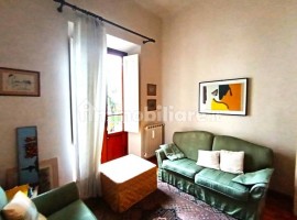 Vendita Appartamento Firenze. Trilocale in via Bernardino Ramazzini. Ottimo stato, piano rialzato, c, Italia, Firenze