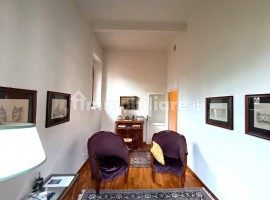 Vendita Appartamento Firenze. Trilocale in via Bernardino Ramazzini. Ottimo stato, piano rialzato, c, Italia, Firenze