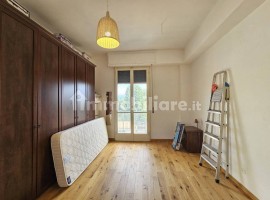 Vendita Appartamento Firenze. Quadrilocale in via Frusa. Buono stato, quarto piano, con balcone, ris, Italia, Firenze