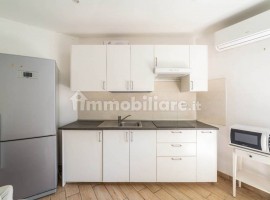 Vendita Appartamento Firenze. Bilocale in via Pietro Toselli 1. Ottimo stato, secondo piano, con ter, Italia, Firenze