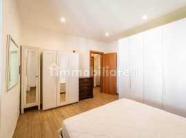 Vendita Appartamento Firenze. Bilocale in via Pietro Toselli 1. Ottimo stato, secondo piano, con ter, Italia, Firenze