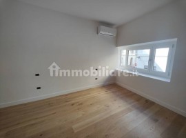 Vendita Appartamento Firenze. Bilocale in via Magenta. Ottimo stato, primo piano, riscaldamento auto, Italia, Firenze