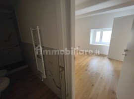 Vendita Appartamento Firenze. Bilocale in via Magenta. Ottimo stato, primo piano, riscaldamento auto, Italia, Firenze