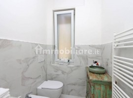 Vendita Appartamento Firenze. Quadrilocale in via Francesco De Pinedo. Ottimo stato, secondo piano, , Italia, Firenze