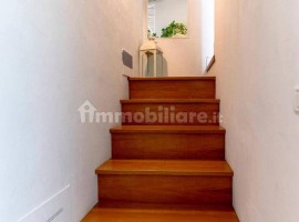 Vendita Appartamento Firenze. Trilocale in via della Spada. Ottimo stato, su più livelli, riscaldame, Italia, Firenze