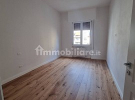 Vendita Appartamento Firenze. Bilocale in via Filippo Turati. Ottimo stato, secondo piano, riscaldam, Italia, Firenze