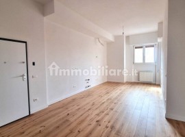 Vendita Appartamento Firenze. Bilocale in via Filippo Turati. Ottimo stato, secondo piano, riscaldam, Italia, Firenze