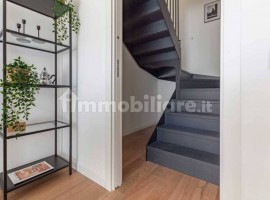 Vendita Appartamento Firenze. Quadrilocale in via Ottaviano Fabrizio Mossotti. Ottimo stato, su più , Italia, Firenze