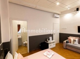 Vendita Appartamento Firenze. Trilocale in via Giuseppe Verdi. Ottimo stato, primo piano, riscaldame, Italia, Firenze