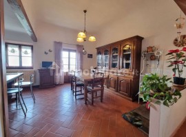 Vendita Casa colonica in via di San Romolo Bagno a Ripoli. Buono stato, posto auto, 110 m², rif. 109