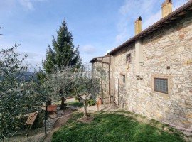 Vendita Casa colonica in via di San Romolo Bagno a Ripoli. Buono stato, posto auto, 110 m², rif. 109