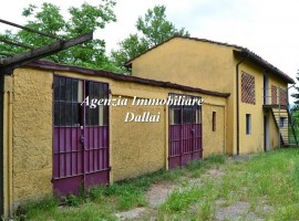 Vendita Rustico in viale Kennedy 99999 Scarperia e San Piero. Buono stato, posto auto, 150 m², rif. 