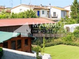 Vendita Terratetto unifamiliare in via San Colombano Scandicci. Buono stato, posto auto, con balcone