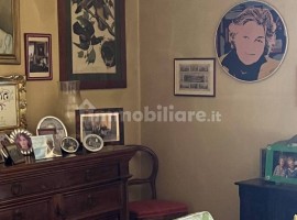 Vendita Villa unifamiliare in via Belisario Vinta Firenze. Buono stato, posto auto, con terrazza, ri