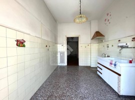 Vendita Appartamento Scandicci. Quadrilocale in via giovanni fattori 11. Da ristrutturare, secondo p