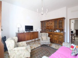 Vendita Appartamento Firenze. Quadrilocale in via Carlo Pisacane. Ottimo stato, quarto piano, posto , Italia, Firenze