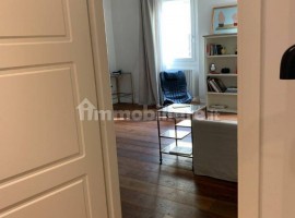 Vendita Appartamento Firenze. Trilocale in via dei Serragli. Ottimo stato, secondo piano, riscaldame, Italia, Firenze