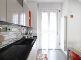 Vendita Appartamento Firenze. Quadrilocale in via Faliero Vezzani. Ottimo stato, primo piano, posto , Italia, Firenze