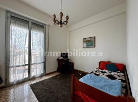 Vendita Appartamento Firenze. Trilocale in via Carlo Del Prete. Buono stato, quinto piano, con balco, Italia, Firenze