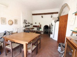 Vendita Casa colonica in via Ribaldaccio Montespertoli. Ottimo stato, posto auto, 250 m², rif. 10447, Italia, Montespertoli