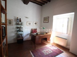 Vendita Casa colonica in via Ribaldaccio Montespertoli. Ottimo stato, posto auto, 250 m², rif. 10447, Italia, Montespertoli