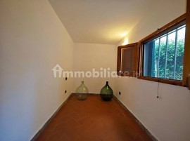 Vendita Appartamento Impruneta. Trilocale in via Montebuoni 102. Buono stato, piano terra, riscaldam