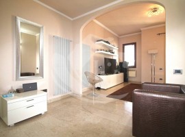 Vendita Attico in viale Don Giovanni Minzoni 31A Firenze. Ottimo stato, con terrazza, rif. 92365986 , Italia, Firenze