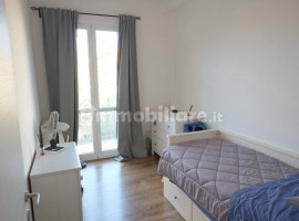 Vendita Appartamento Firenze. Trilocale, Ottimo stato, secondo piano, con terrazza, riscaldamento au, Italia, Firenze