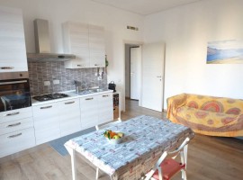 Vendita Appartamento Firenze. Trilocale, Ottimo stato, secondo piano, con terrazza, riscaldamento au, Italia, Firenze