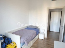 Vendita Appartamento Firenze. Trilocale, Ottimo stato, secondo piano, con terrazza, riscaldamento au, Italia, Firenze