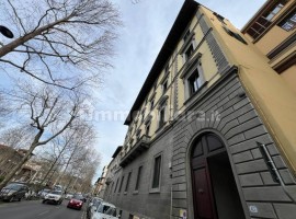 Vendita Appartamento Firenze. Bilocale in viale Giovanni Milton ,65. Ottimo stato, secondo piano, ri, Italia, Firenze