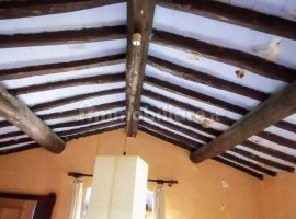 Vendita Casa colonica San Casciano in Val di Pesa. Da ristrutturare, posto auto, 115 m², rif. 109601