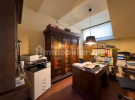 Vendita Terratetto unifamiliare Firenze. Ottimo stato, posto auto, riscaldamento autonomo, 121 m², r