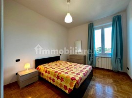 Vendita Appartamento Firenze. Quadrilocale in via Faliero Vezzani. Ottimo stato, quarto piano, con b, Italia, Firenze