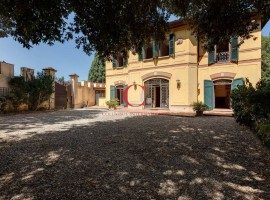 Vendita Villa unifamiliare Firenze. Buono stato, posto auto, riscaldamento autonomo, 400 m², rif. 11