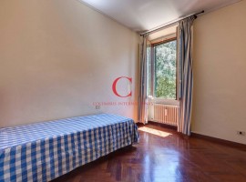 Vendita Villa unifamiliare Firenze. Buono stato, posto auto, riscaldamento autonomo, 400 m², rif. 11