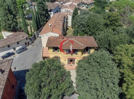 Vendita Villa unifamiliare Firenze. Buono stato, posto auto, riscaldamento autonomo, 400 m², rif. 11