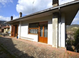 Vendita Villa unifamiliare in via Molino del Piano ,104 Pontassieve. Buono stato, posto auto, con te