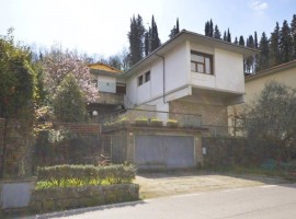 Vendita Villa unifamiliare in via Molino del Piano ,104 Pontassieve. Buono stato, posto auto, con te