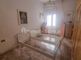 Vendita Appartamento Firenze. Buono stato, primo piano, con balcone, riscaldamento autonomo, rif. 11, Italia, Firenze