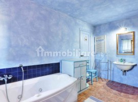 Vendita Casa colonica in San Donato in Poggio Barberino Tavarnelle. Ottimo stato, 450 m², rif. 10853