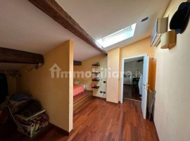 Vendita Appartamento Firenze. Quadrilocale in via Serragli ,. Ottimo stato, secondo piano, riscaldam, Italy, Firenze