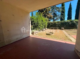 Vendita Villa a schiera in via di Limite 128 Campi Bisenzio. Posto auto, con terrazza, 170 m², rif. 