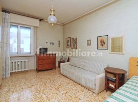 Vendita Appartamento Firenze. Quadrilocale in via Giovan Filippo Mariti. Buono stato, sesto piano, c, Italia, Firenze